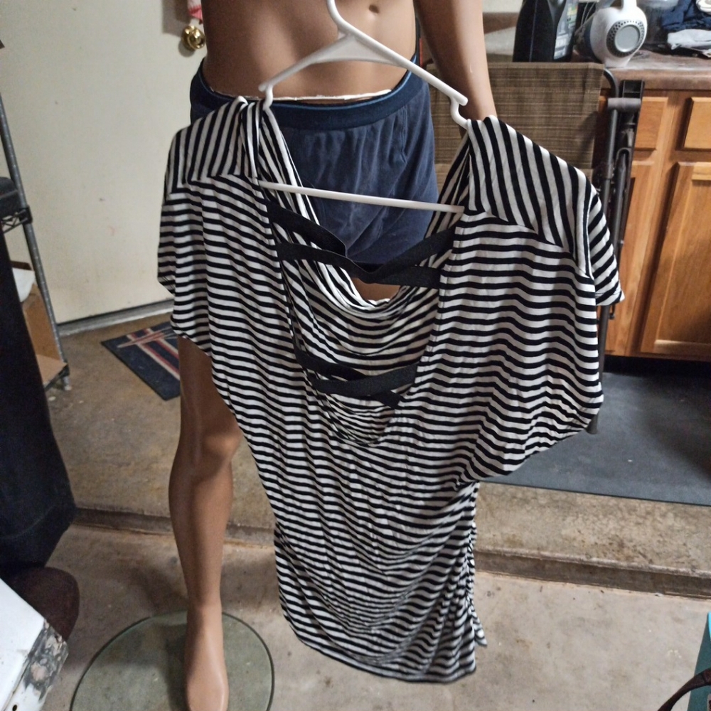 2b Bebe Black and White Striped Strappy Back Top